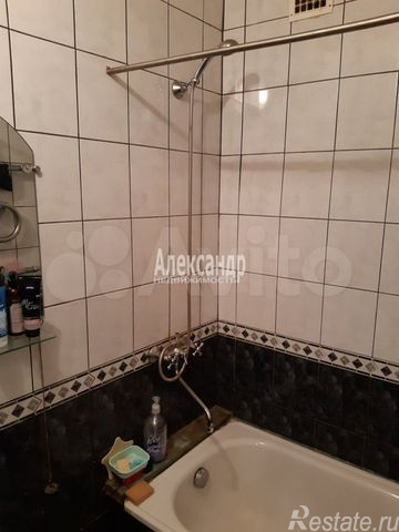 Продажа 2-комн квартиры на вторичном рынке улица Трефолева,  д. 22