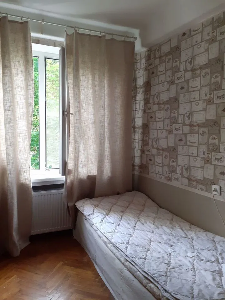 Продажа 2-комн квартиры на вторичном рынке проспект Космонавтов, 29К3