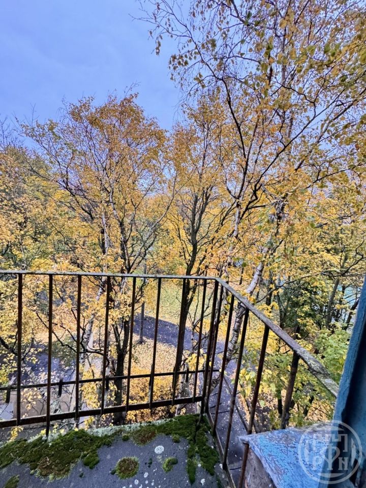 Продажа 3-комн квартиры на вторичном рынке Сестрорецк, набережная Реки Сестры, 5