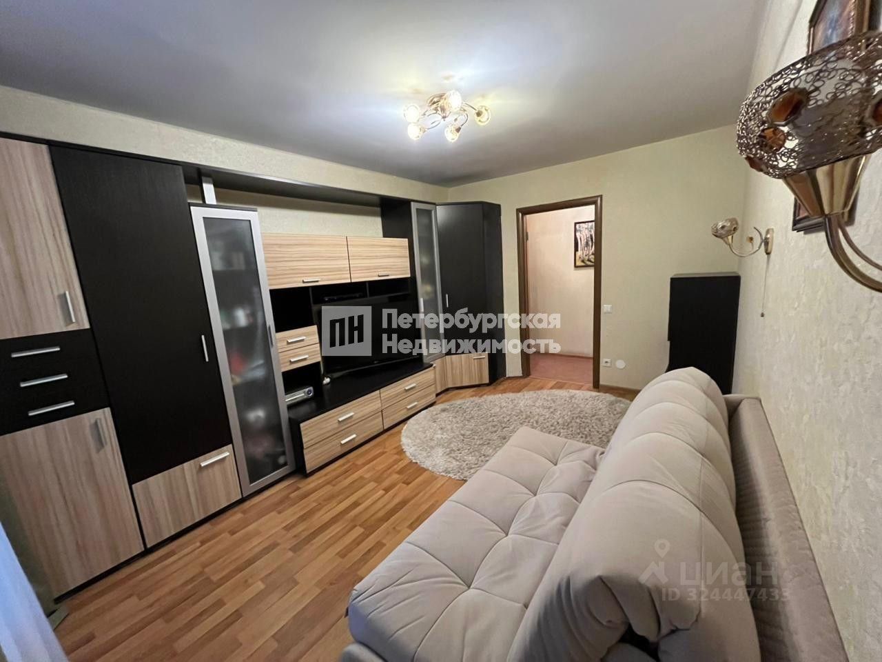 Продажа 2-комн квартиры на вторичном рынке Заневский проспект, 59