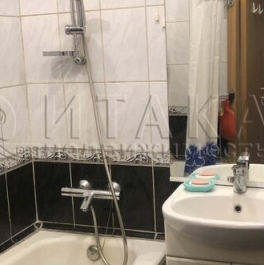 Продажа 3-комн квартиры на вторичном рынке улица Козлова,  д. 19 к2