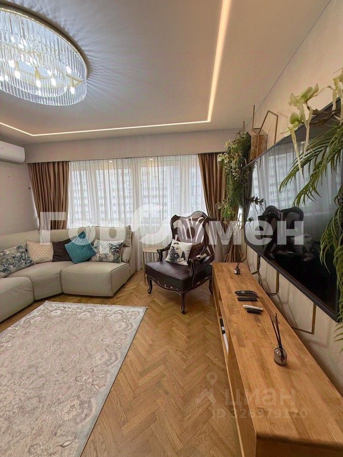 Продажа 2-комн квартиры на вторичном рынке улица Косыгина, 9