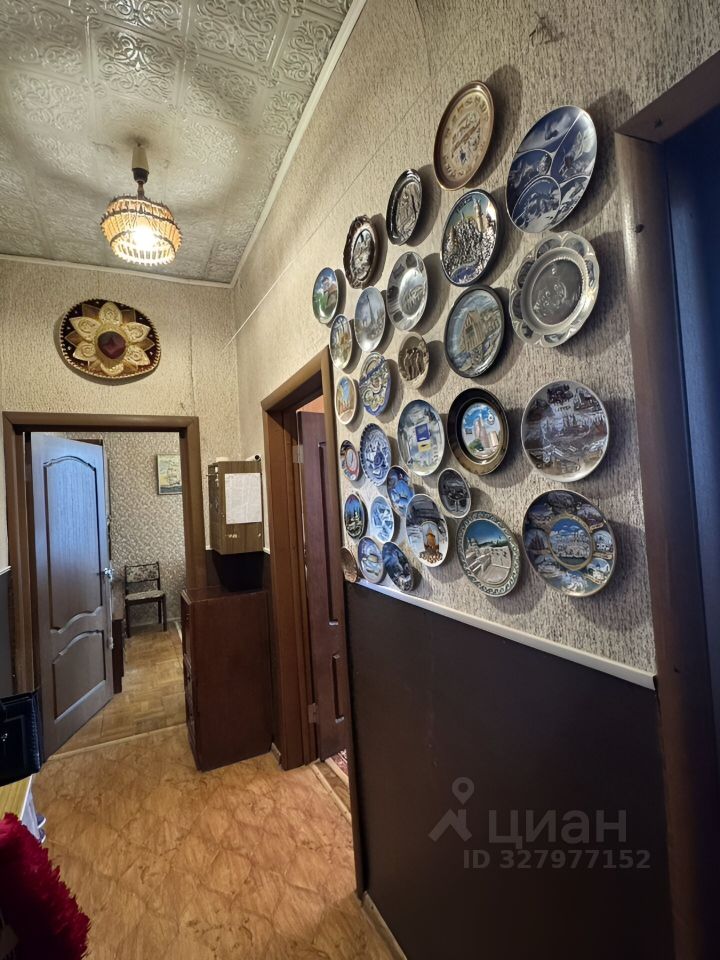 Продажа 3-комн квартиры на вторичном рынке Кронштадт, Посадская улица, 22