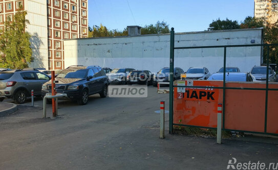 Продажа 4-комн квартиры на вторичном рынке улица Лескова,  д. 6