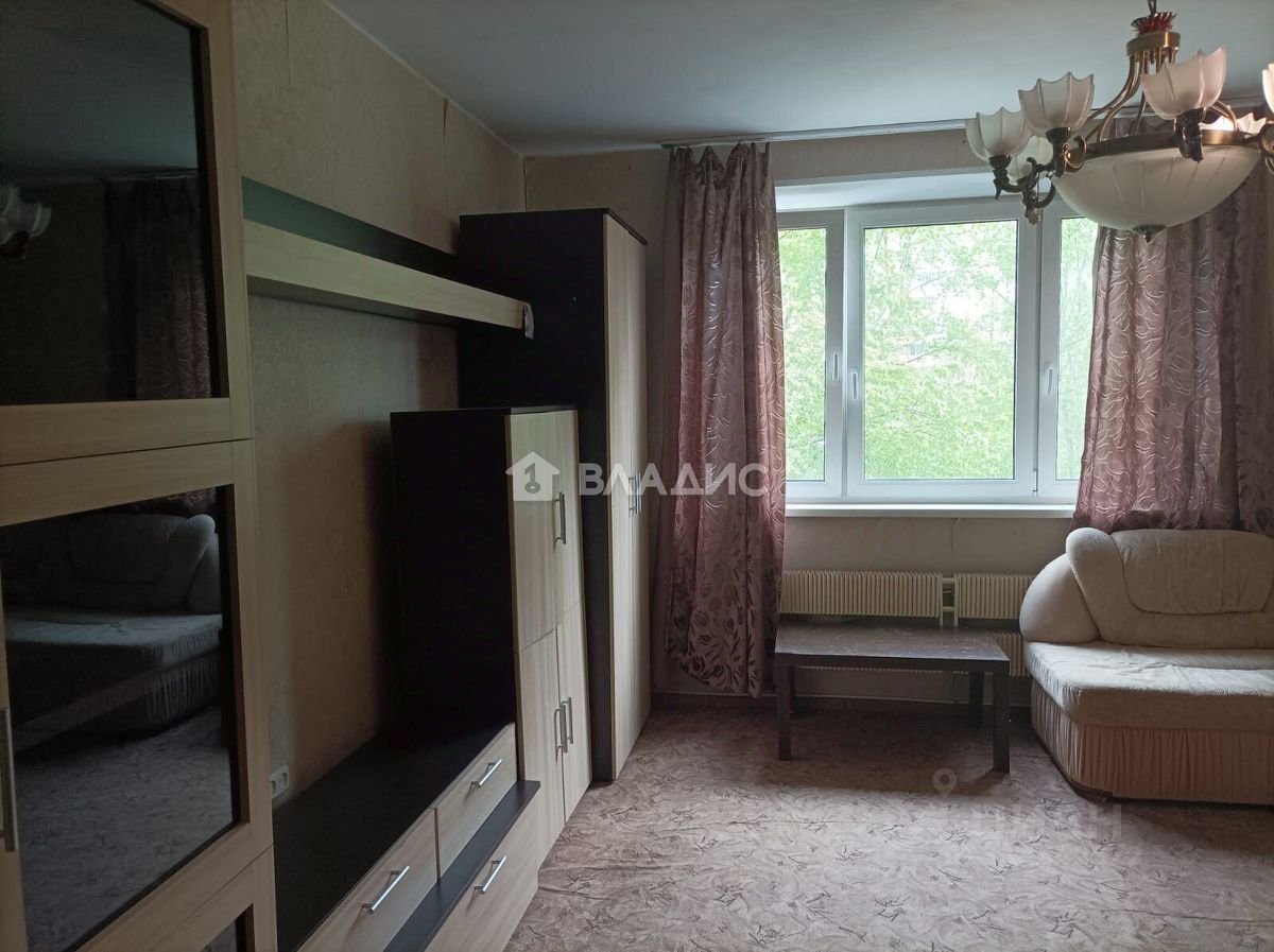 Продажа 2-комн квартиры на вторичном рынке Солнцевский проспект, 11