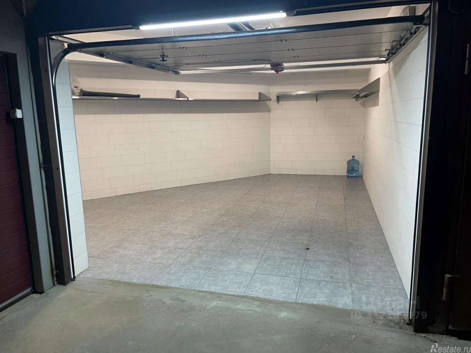 Продажа гаража Старые Химки, улица Ватутина,  д. 4 к1