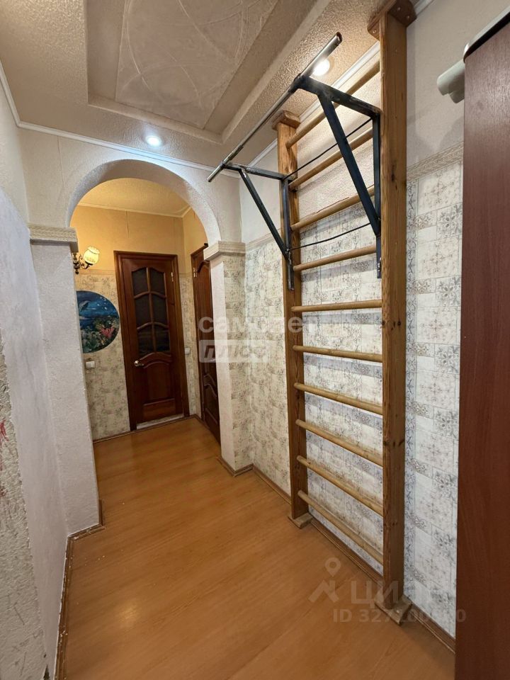 Продажа 3-комн квартиры на вторичном рынке Куровское, улица Коммунистическая,  д. 60