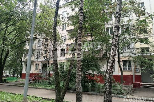 Продажа 2-комн квартиры на вторичном рынке Чусовская улица,  д. 11 к2