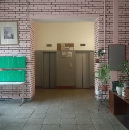 Продажа 2-комн квартиры на вторичном рынке Фестивальная ул,  д. 18