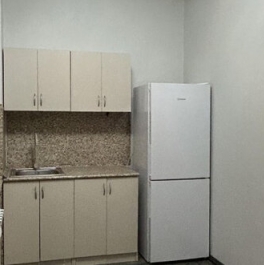 Продажа 3-комн квартиры на вторичном рынке Лазурная улица,  д. 16