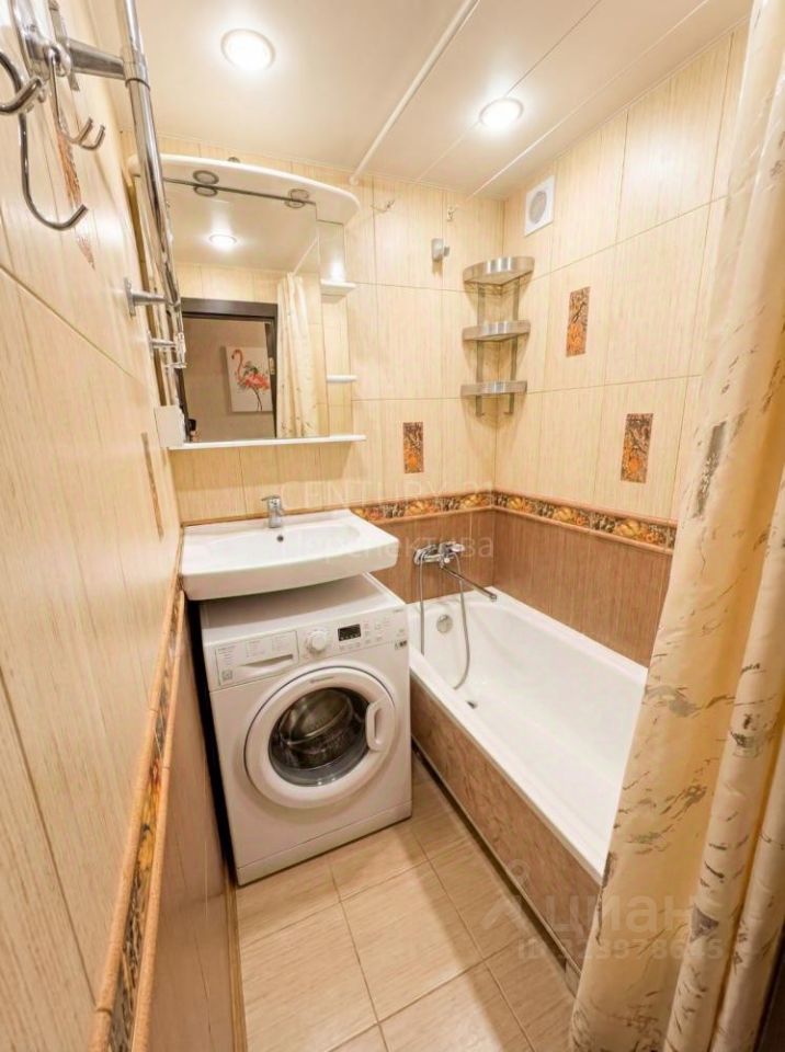 Продажа 2-комн квартиры на вторичном рынке улица Гурьянова, 43