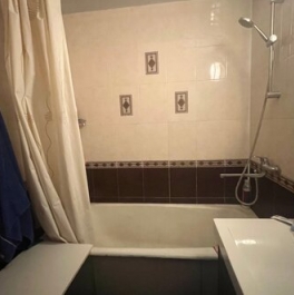 Продажа 3-комн квартиры на вторичном рынке Новгородская улица,  д. 30