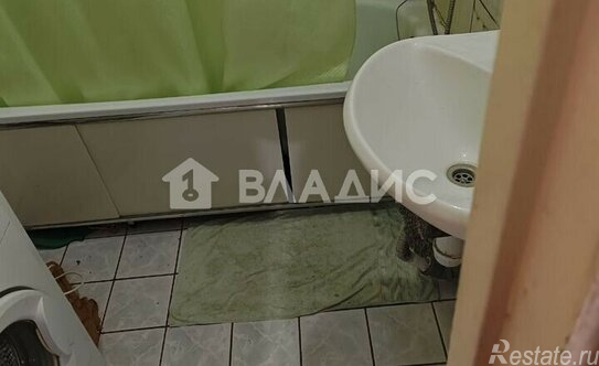 Продажа 2-комн квартиры на вторичном рынке ул Адмирала Лазарева,  д. 55