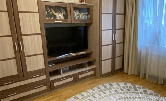 Продажа 2-комн квартиры на вторичном рынке Лукинская улица,  д. 9