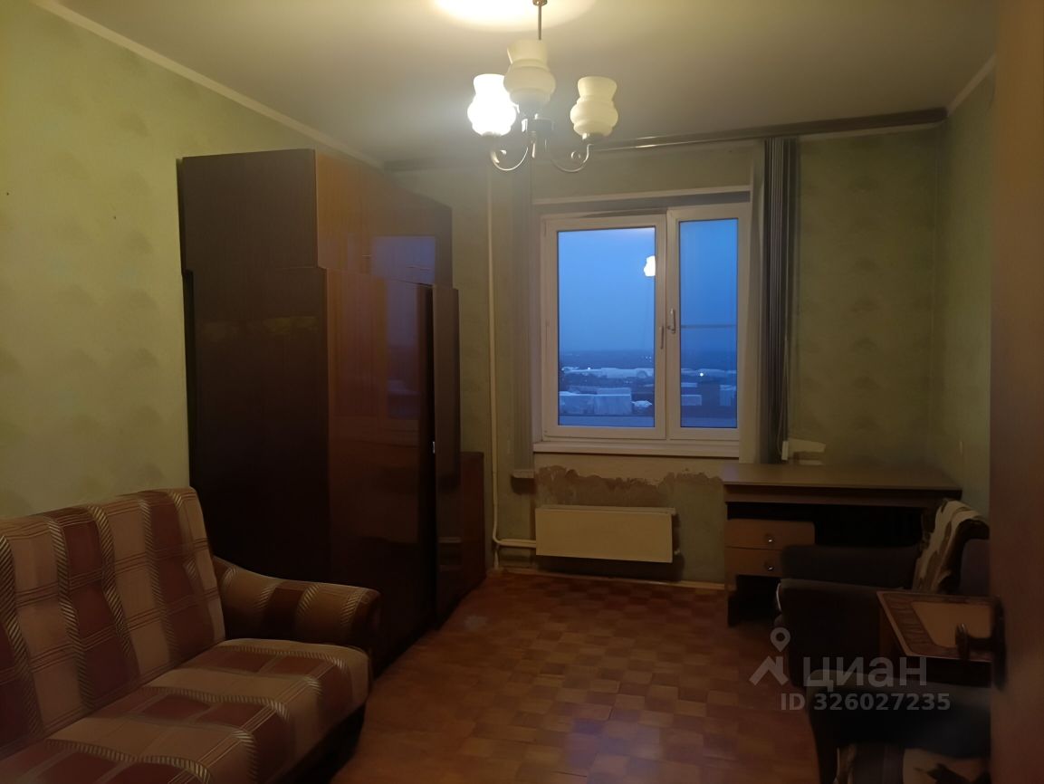 Продажа 2-комн квартиры на вторичном рынке Дзержинский, Томилинская улица, 11