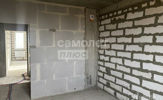 Продажа 2-комн квартиры на вторичном рынке Заречный, Полевая улица,  д. 4Б