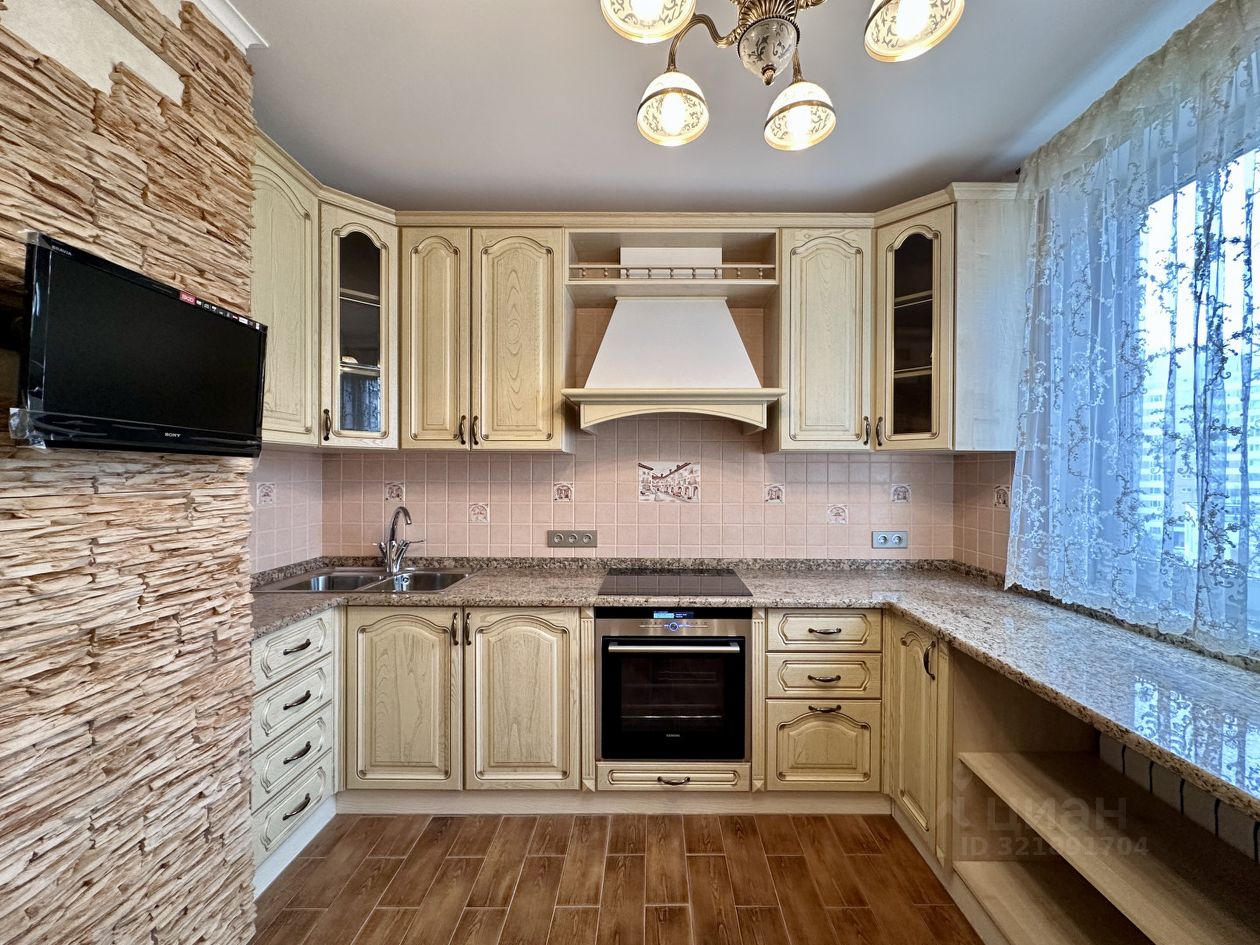Продажа 2-комн квартиры на вторичном рынке Дубравная улица, 35