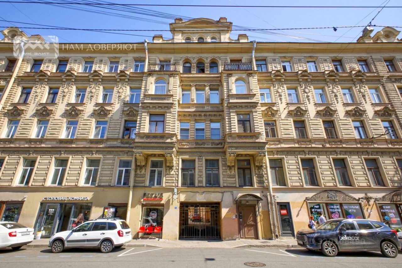 Продажа 6-комн квартиры на вторичном рынке Гороховая улица, 32