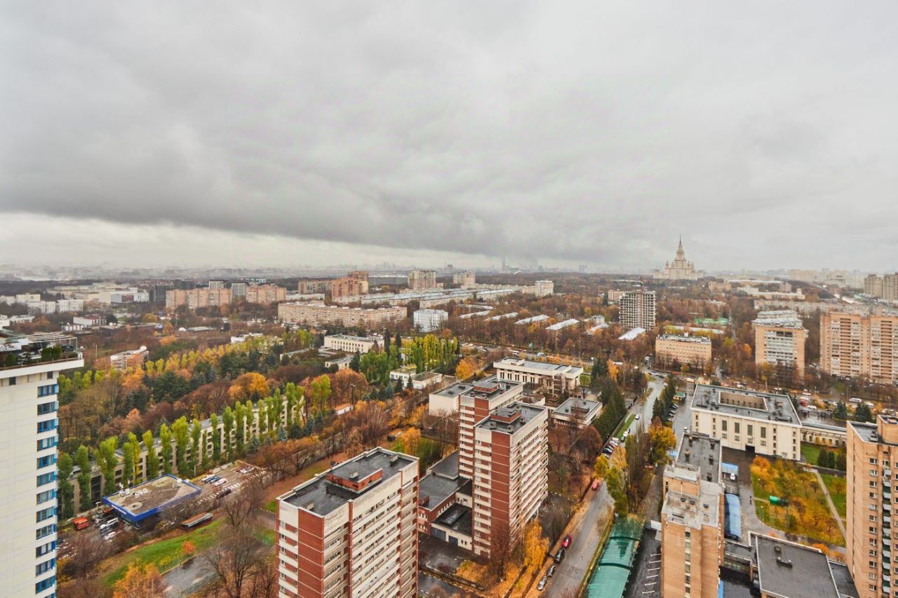 Продажа 5-комн квартиры на вторичном рынке Мосфильмовская улица, 70к2