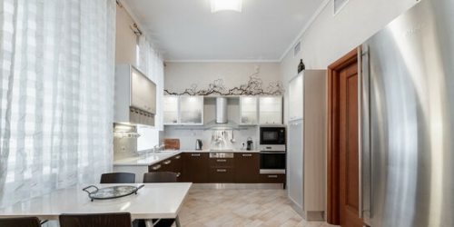 3-комн квартира Трубниковский переулок,  д. 4