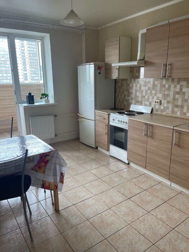 Аренда 1-комн квартиры на вторичном рынке пос. Шушары, проспект Новгородский, 6