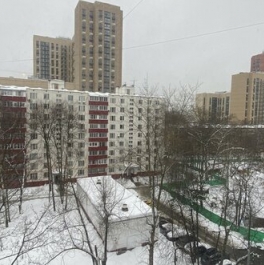 Продажа 2-комн квартиры на вторичном рынке Парковая 16-я ул,  д. 49,  к. 1