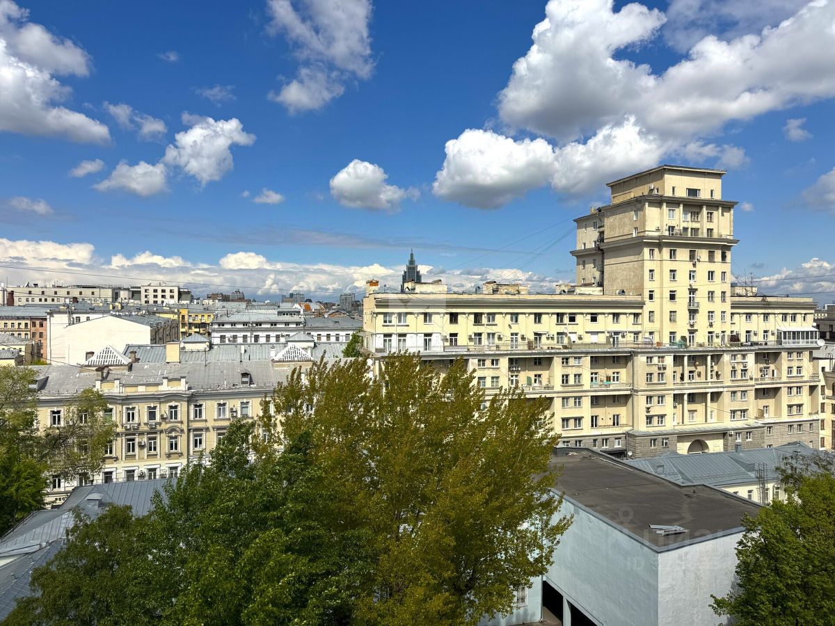 Продажа 2-комн квартиры на вторичном рынке Тверская улица, 8К2