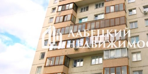 4-комн квартира Изюмская улица, 43к2