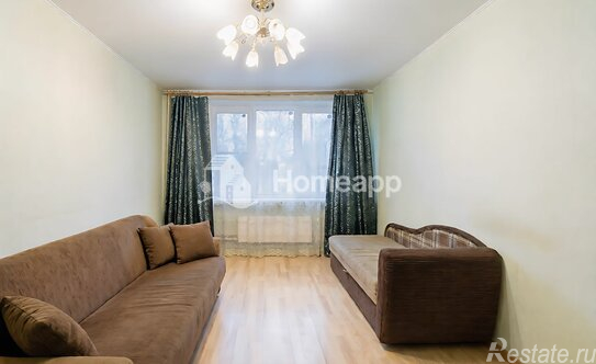 Продажа 3-комн квартиры на вторичном рынке улица Кулакова,  д. 19