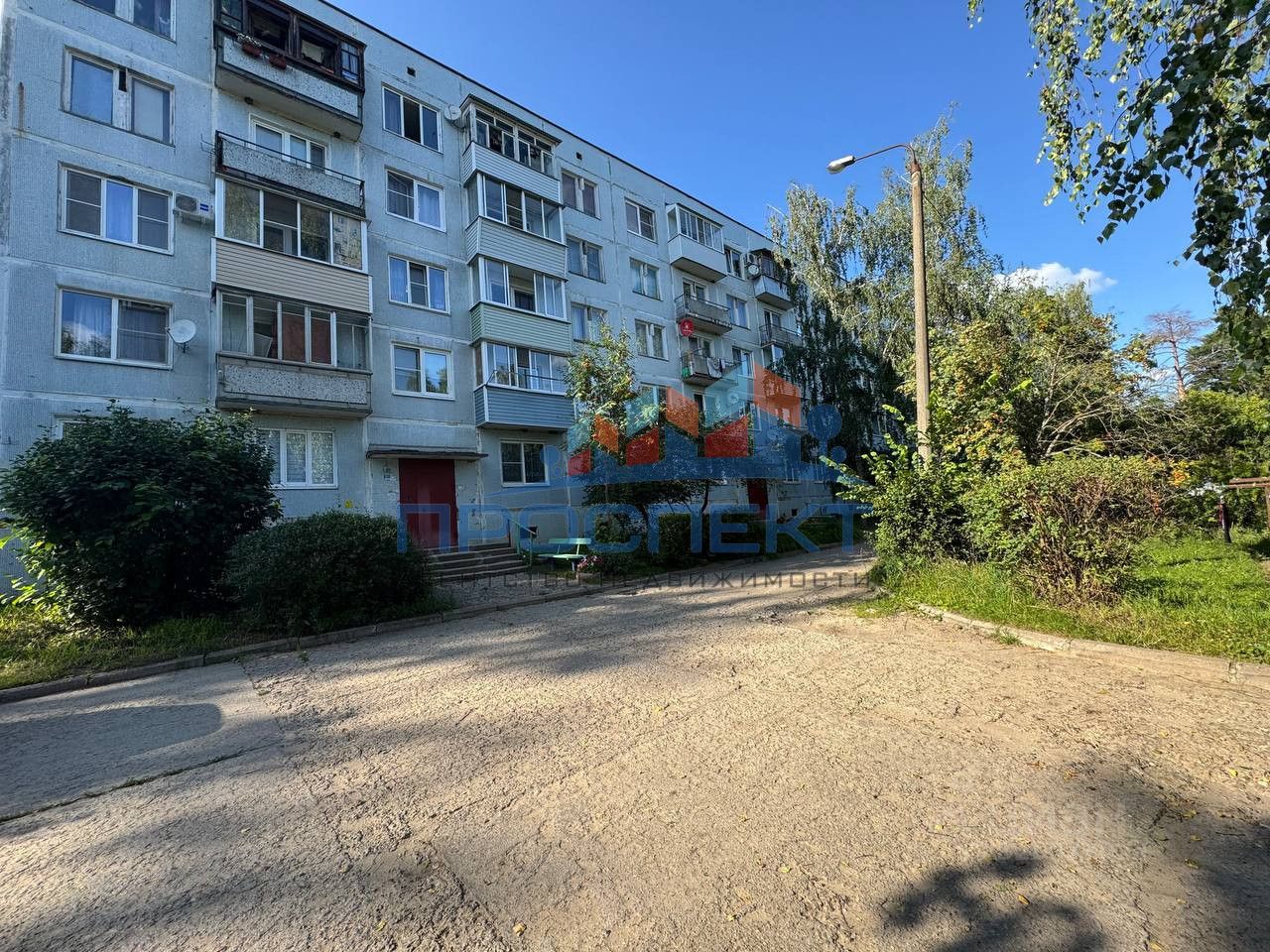 Продажа 2-комн квартиры на вторичном рынке Ступино, улица Авиаторов, 8