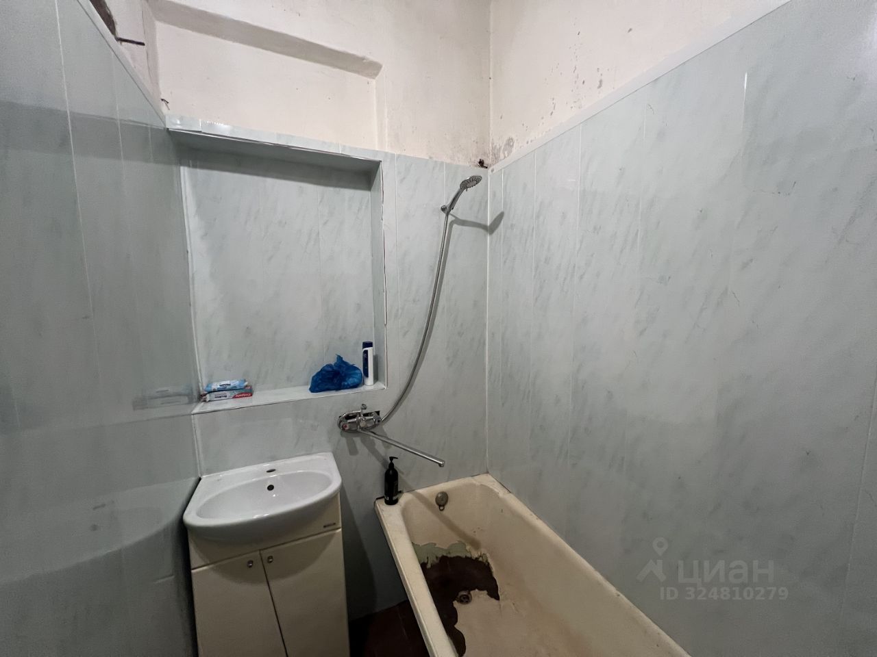 Продажа комнаты Малодетскосельский проспект, 25/12