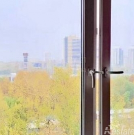 Продажа 2-комн квартиры на вторичном рынке улица Сталеваров,  д. 10 к1