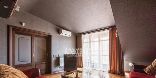 7-комн квартира Горная ул. ,  д. 19