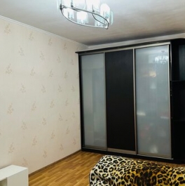 Продажа 1-комн квартиры на вторичном рынке Сергиево-Посадский городской округ, улица Строителей,  д. 19