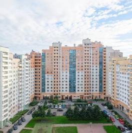 Продажа 2-комн квартиры на вторичном рынке Космонавтов пр-кт,  д. 65 к10