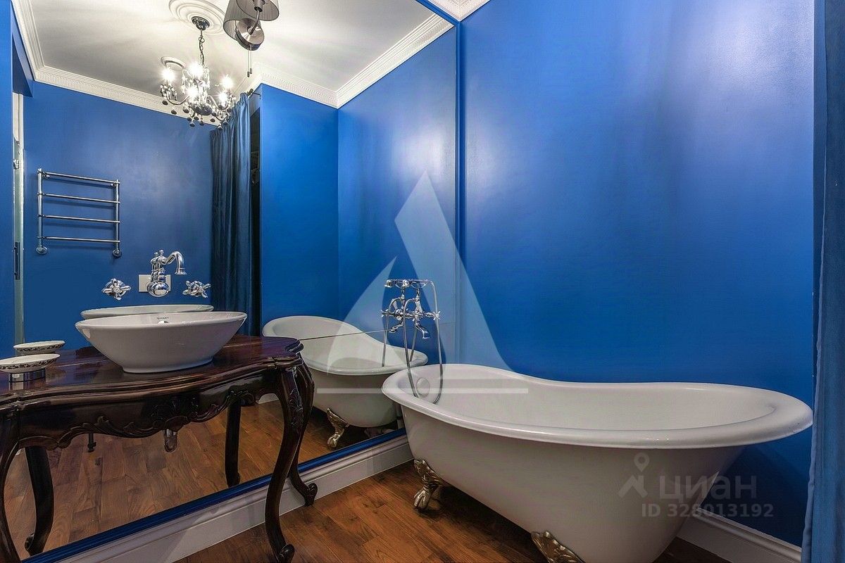 Продажа 3-комн квартиры на вторичном рынке улица Кондратюка, 1