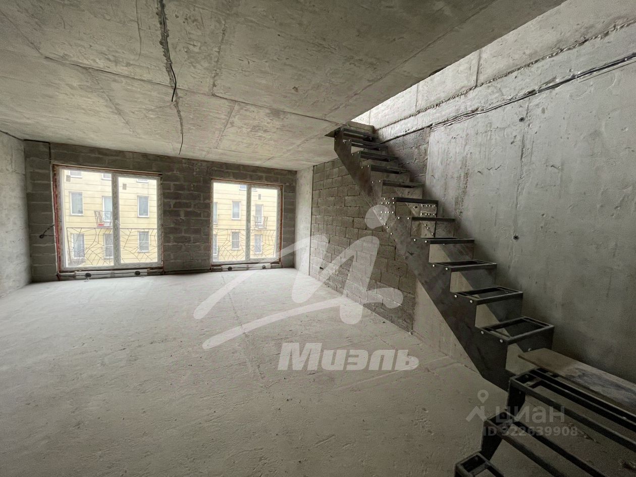 Продажа 3-комн квартиры на вторичном рынке Тучково пгт, улица Комсомольская, 14с8
