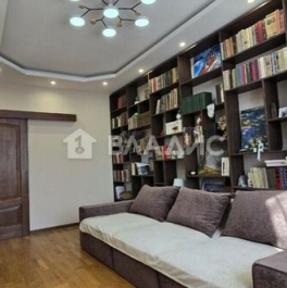 Продажа 3-комн квартиры на вторичном рынке ул Аэродромная,  д. 10,  к. 1