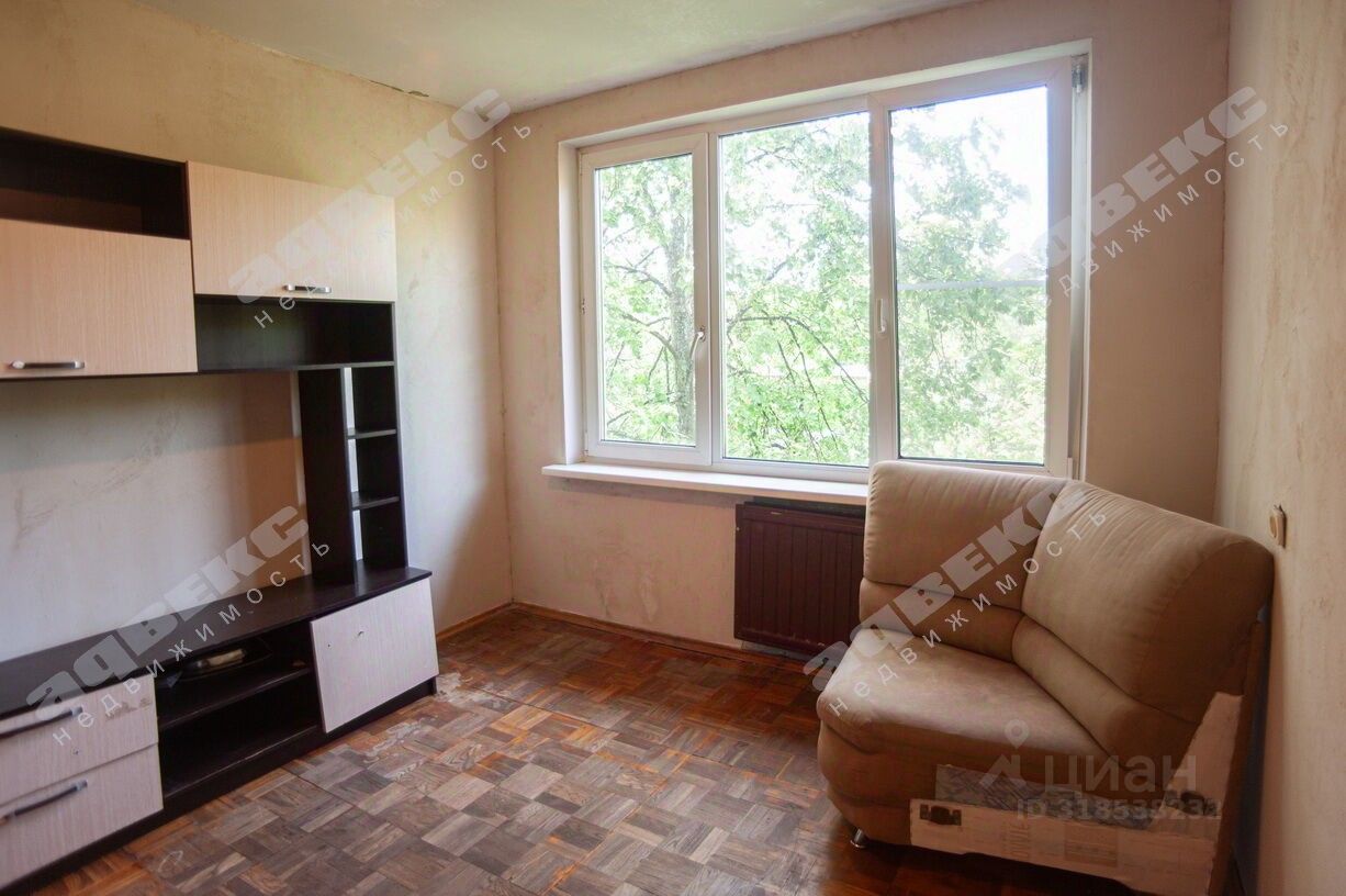Продажа 3-комн квартиры на вторичном рынке Лужская улица, 14К3