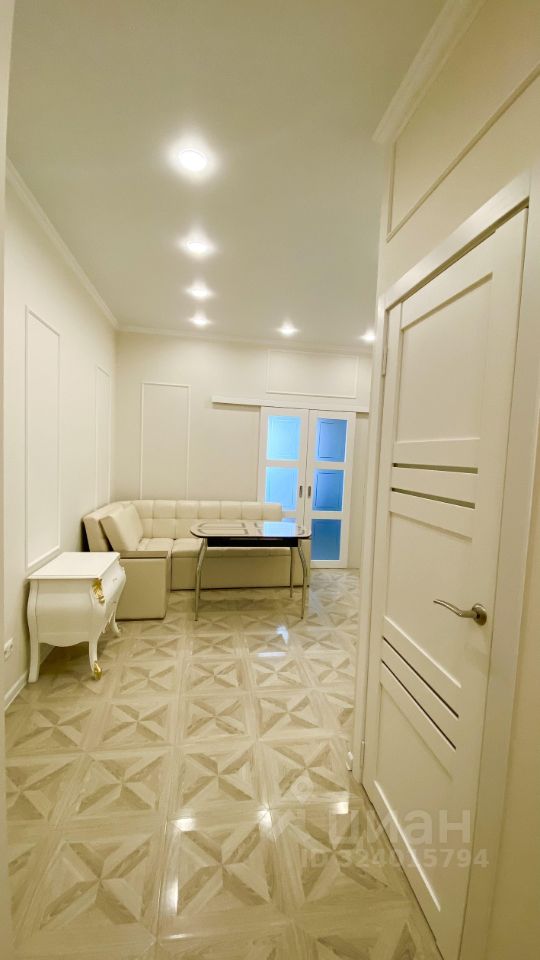 Аренда 2-комн квартиры на вторичном рынке Новоивановское пгт, улица Овражная, 47А