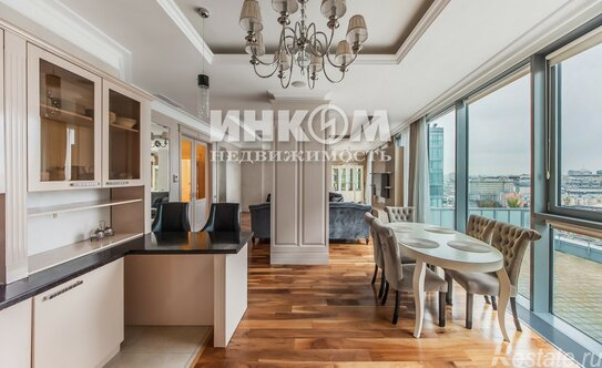 Продажа 4-комн квартиры на вторичном рынке Цветной бульвар,  д. 2