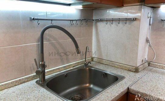 Продажа 3-комн квартиры на вторичном рынке Комсомольский проспект,  д. 41