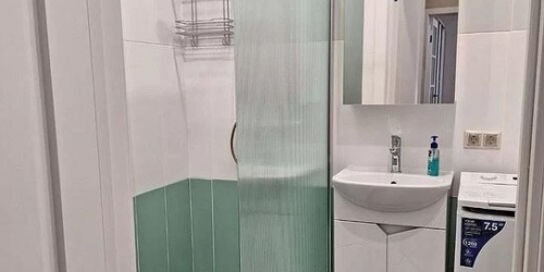 2-комн квартира 40 лет Октября пр-кт,  д. 3