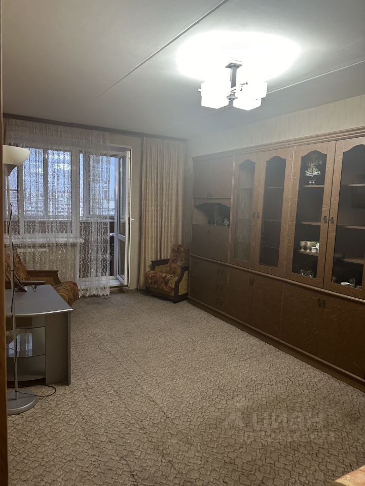 Аренда 1-комн квартиры на вторичном рынке Одинцово, Новоспортивная улица, 16к2