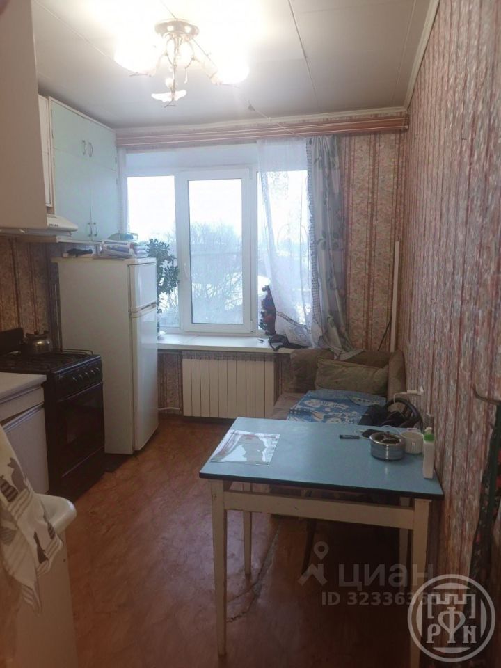 Продажа 2-комн квартиры на вторичном рынке Кронштадт, Флотская улица, 21