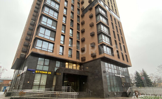 Продажа 2-комн квартиры на вторичном рынке Международная улица,  д. 15А