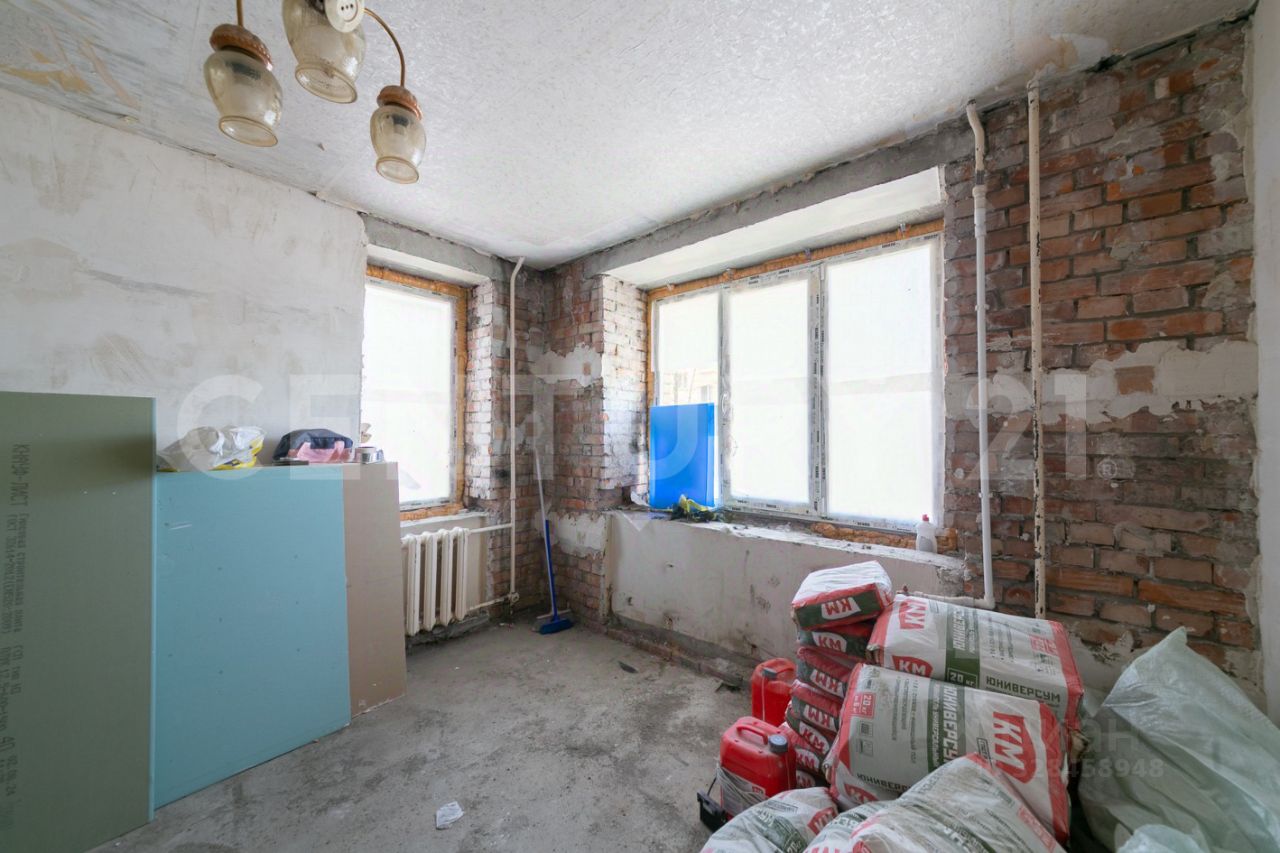 Продажа 2-комн квартиры на вторичном рынке улица Пограничника Гарькавого, 46К2