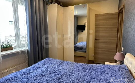 Продажа 2-комн квартиры на вторичном рынке Крыленко ул,  д. 14,  к. 2