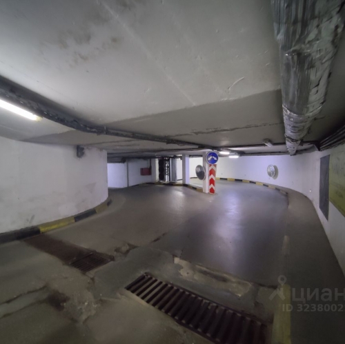 Гараж/парковка Глухово, улица Рублёвское предместье,  д. 4 к2