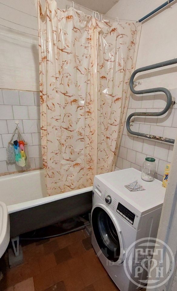 Продажа 2-комн квартиры на вторичном рынке пос. Первомайское, улица Ленина, 38